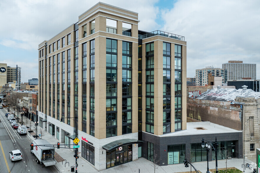 4611 N Broadway St, Chicago, IL à louer - Photo de l’immeuble – Image 1 sur 6