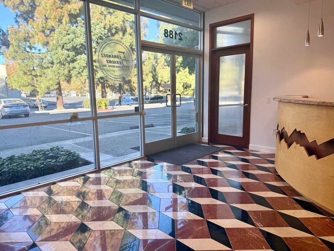 2180 Ringwood Ave, San Jose, CA à louer Photo intérieure– Image 1 sur 22