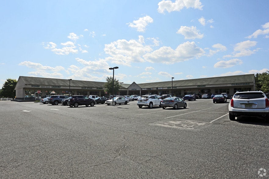 101-137 Merchants Way, Marlton, NJ à louer - Photo de l’immeuble – Image 1 sur 1