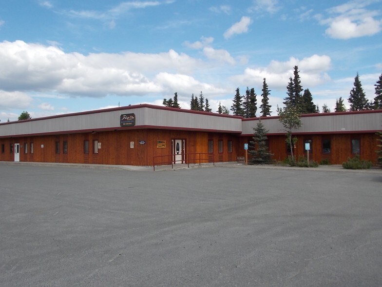 120 Trading Bay Dr, Kenai, AK à louer - Photo principale – Image 1 sur 6