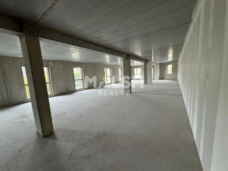 Bureau dans Saint-Étienne à louer - Photo de l’immeuble – Image 3 sur 5