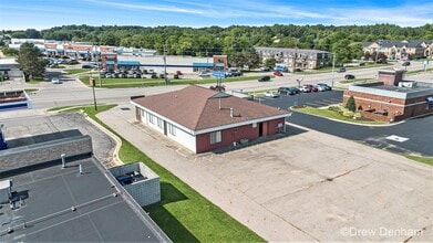 845 4 Mile Rd NW, Grand Rapids, MI - VUE AÉRIENNE  vue de carte - Image1