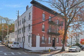 Plus de détails pour 141 Ferris Ave, White Plains, NY - Logement à vendre