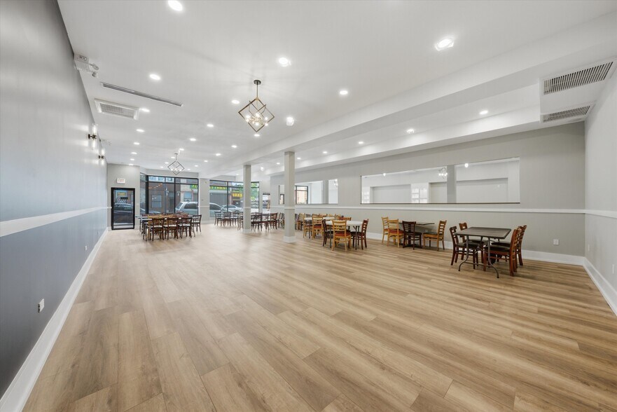 2548 W 59th St, Chicago, IL à vendre - Photo de l’immeuble – Image 3 sur 18