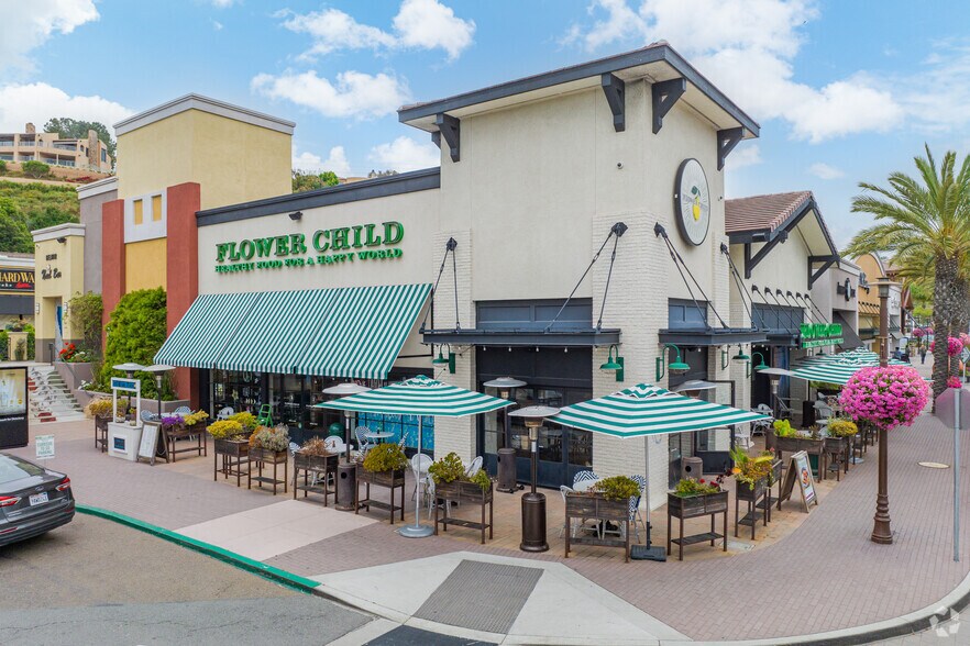 2610-2750 Via De La Valle, Del Mar, CA à louer - Photo de l’immeuble – Image 3 sur 9