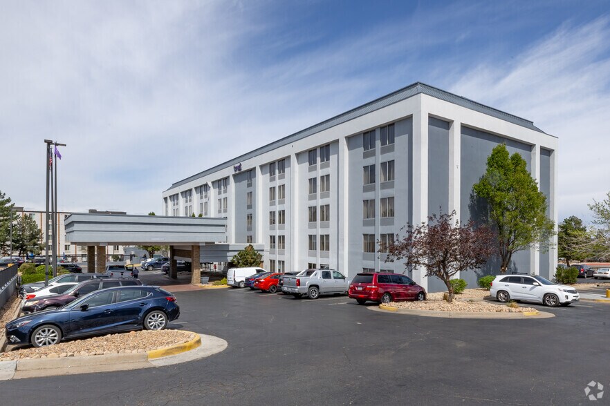 Greenwood Village portefeuille de 2 biens à vendre sur LoopNet.fr - Photo principale – Image 1 sur 19