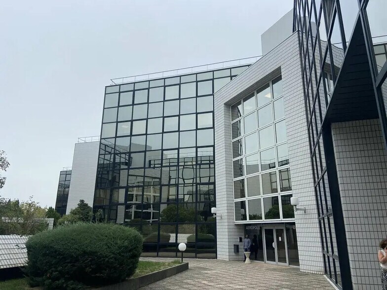 Bureau dans Blagnac à louer - Photo de l’immeuble – Image 2 sur 19