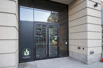 59 King St E, Hamilton, ON à louer Photo de l’immeuble– Image 1 sur 16