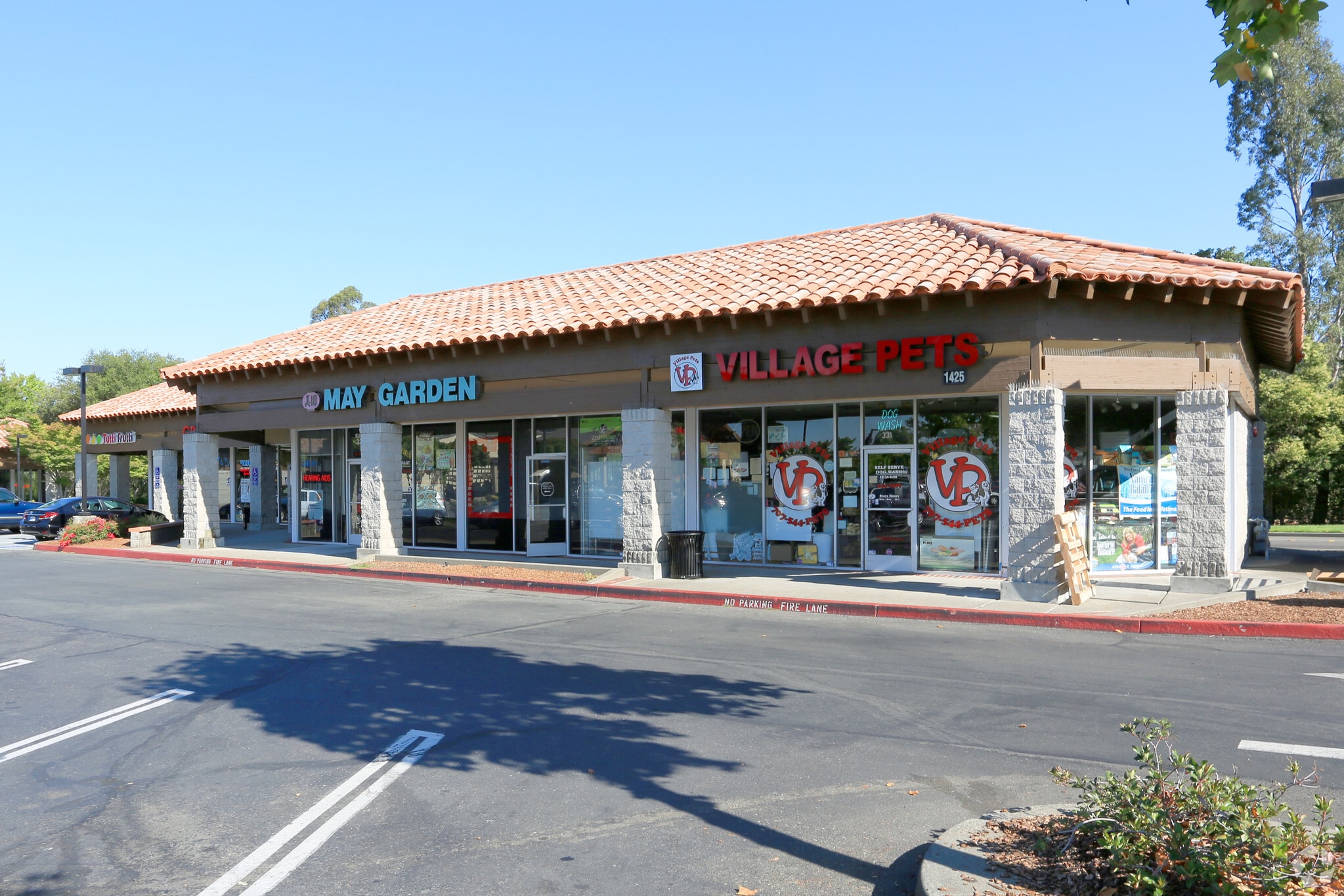 1407-2575 Fulton Rd, Santa Rosa, CA à louer Photo principale– Image 1 sur 5