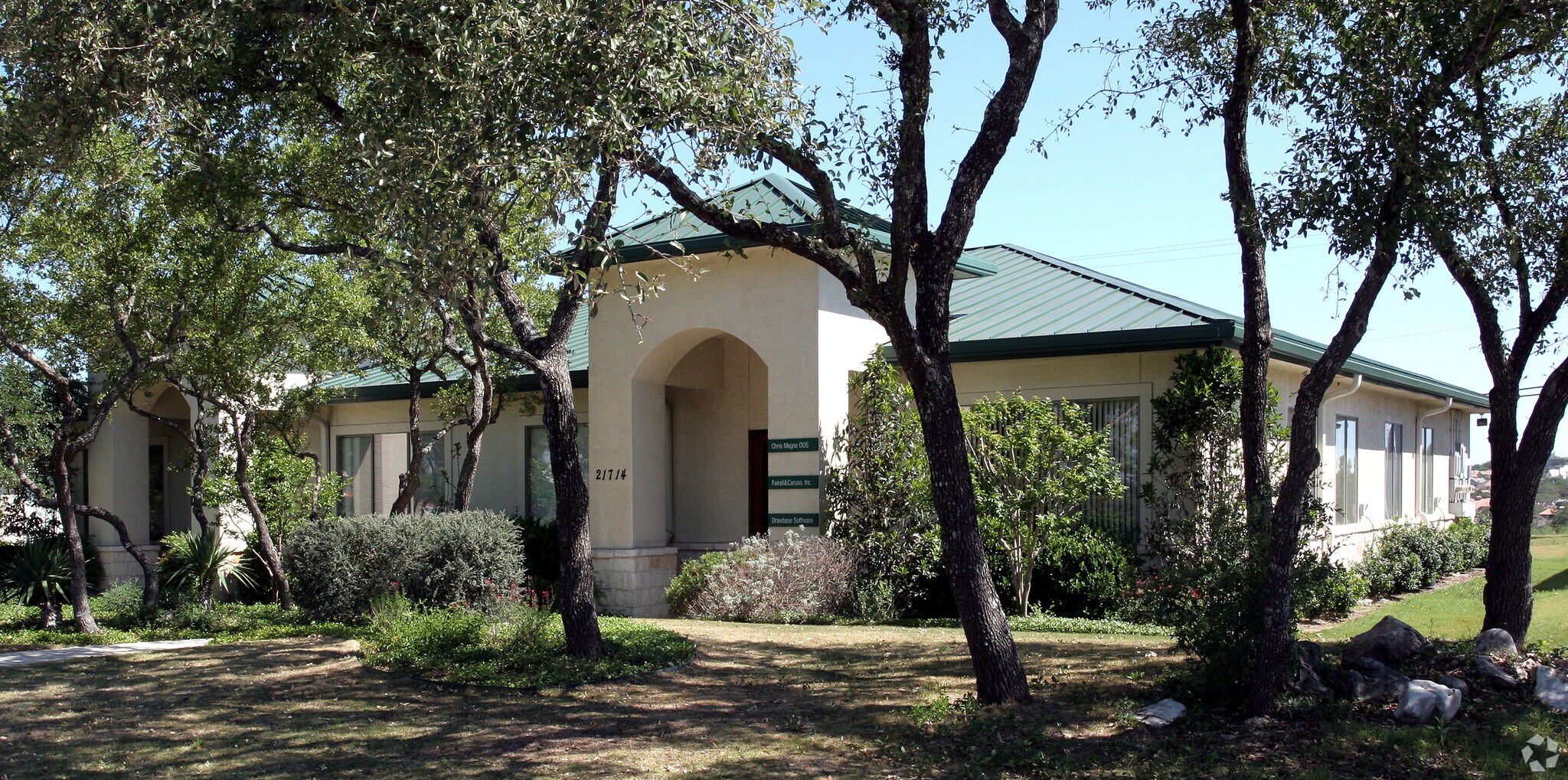 21714 Hardy Oak Blvd, San Antonio, TX à louer Photo principale– Image 1 sur 5