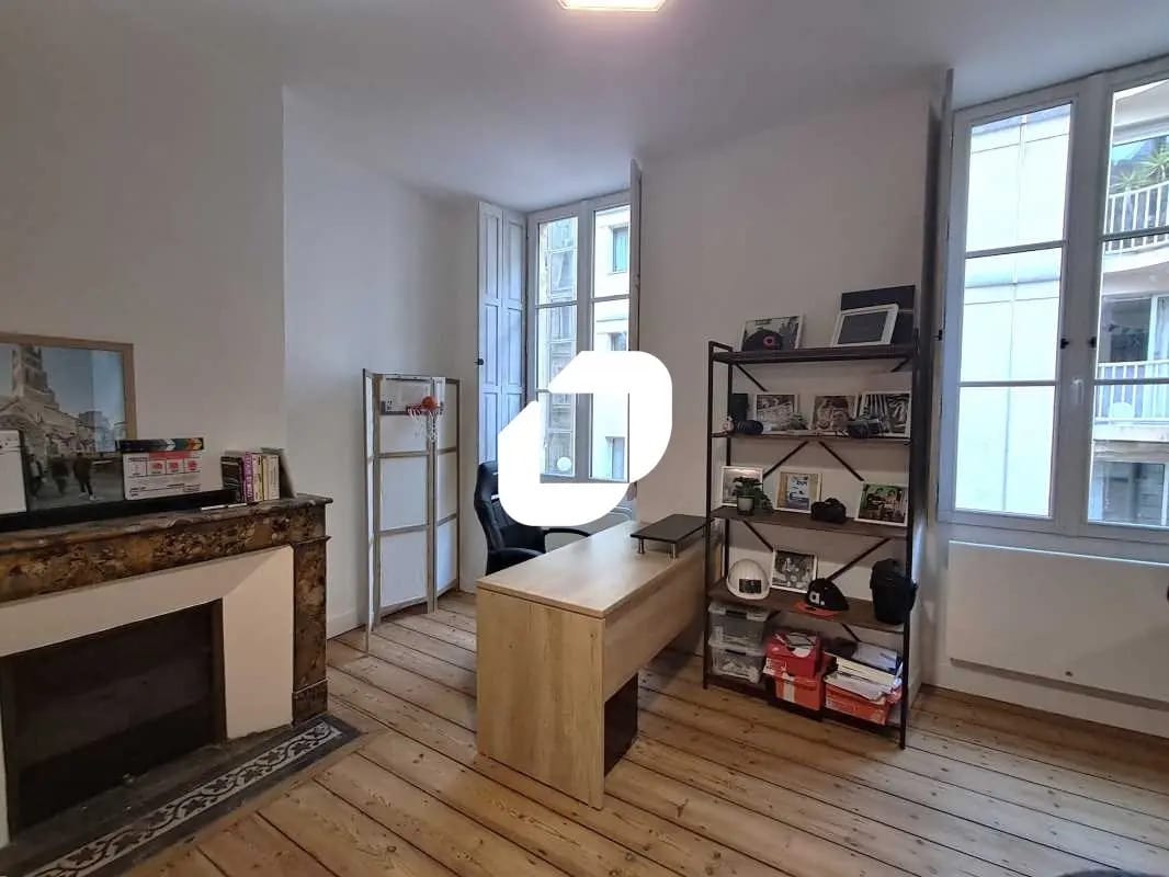 Bureau dans Bordeaux à louer Photo intérieure– Image 1 sur 8