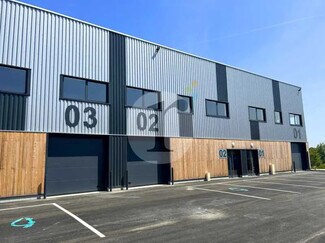 Plus de détails pour Bureau, Local d'activités à louer