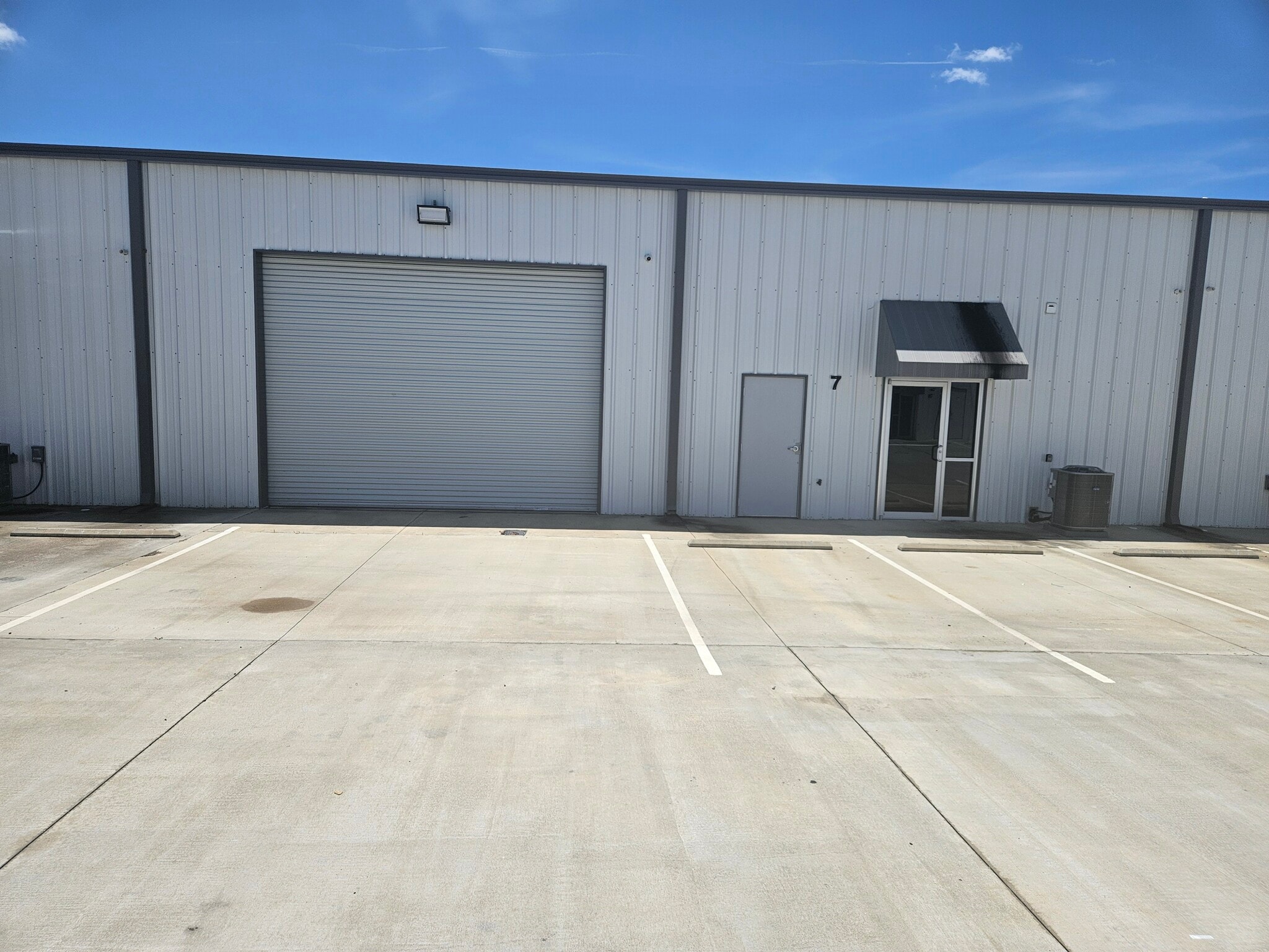 130 Hunt Rd, Tifton, GA à louer Photo de l’immeuble– Image 1 sur 5