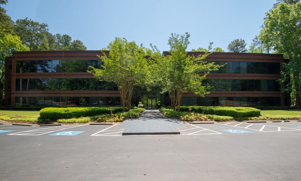 200 Westpark Dr, Peachtree City, GA à louer - Photo de l’immeuble – Image 3 sur 12