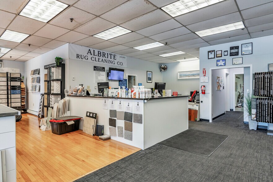 223 Winthrop Ave, Lawrence, MA à vendre - Photo de l’immeuble – Image 3 sur 20