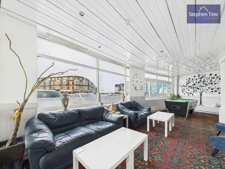 25 Clifton Dr, Blackpool à vendre - Photo de l’immeuble – Image 3 sur 34