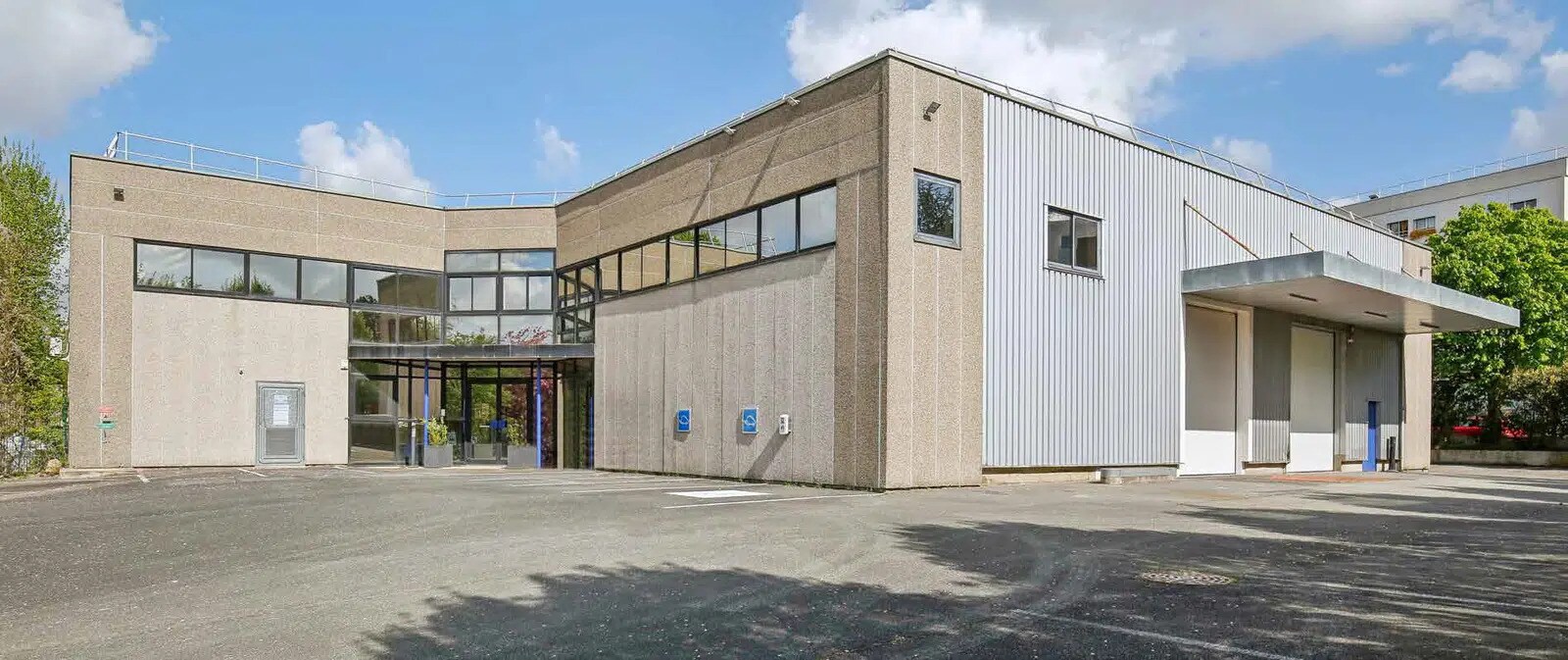 Industriel/Logistique dans Créteil à louer Photo de l’immeuble– Image 1 sur 14