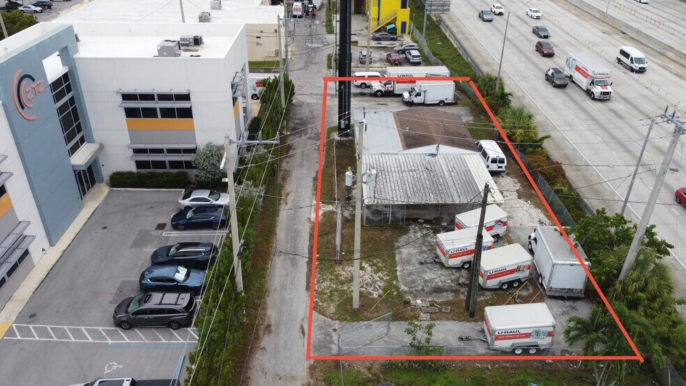 640 NW 129th St, North Miami, FL à louer - Photo de l’immeuble – Image 2 sur 7