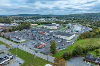 Plus de détails pour 331-379 N Reading Rd, Ephrata, PA - Local commercial à louer