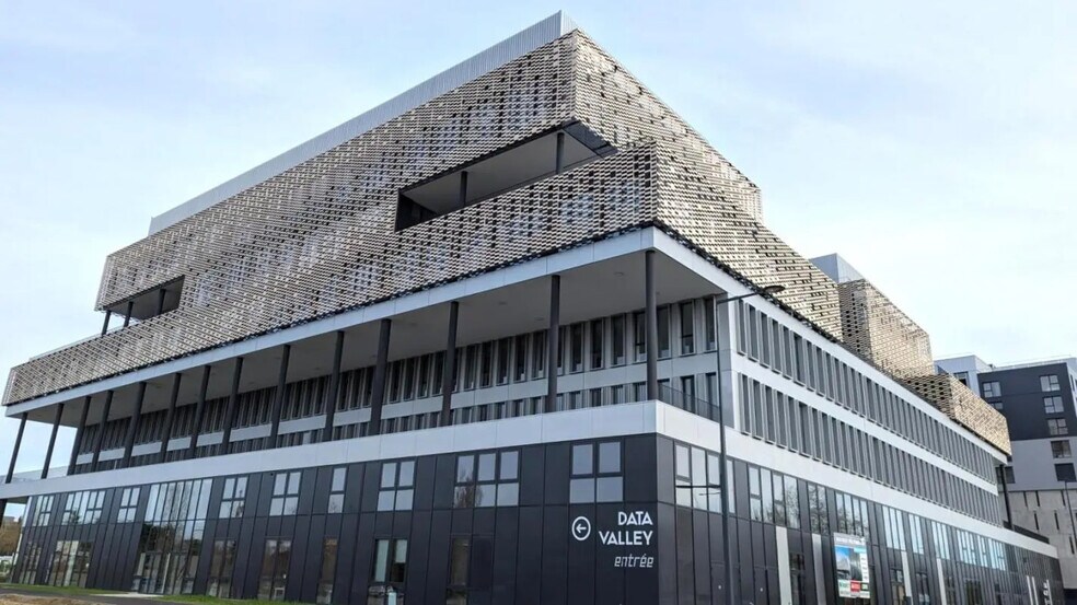 Bureau dans Labège à louer - Photo de l’immeuble – Image 2 sur 21