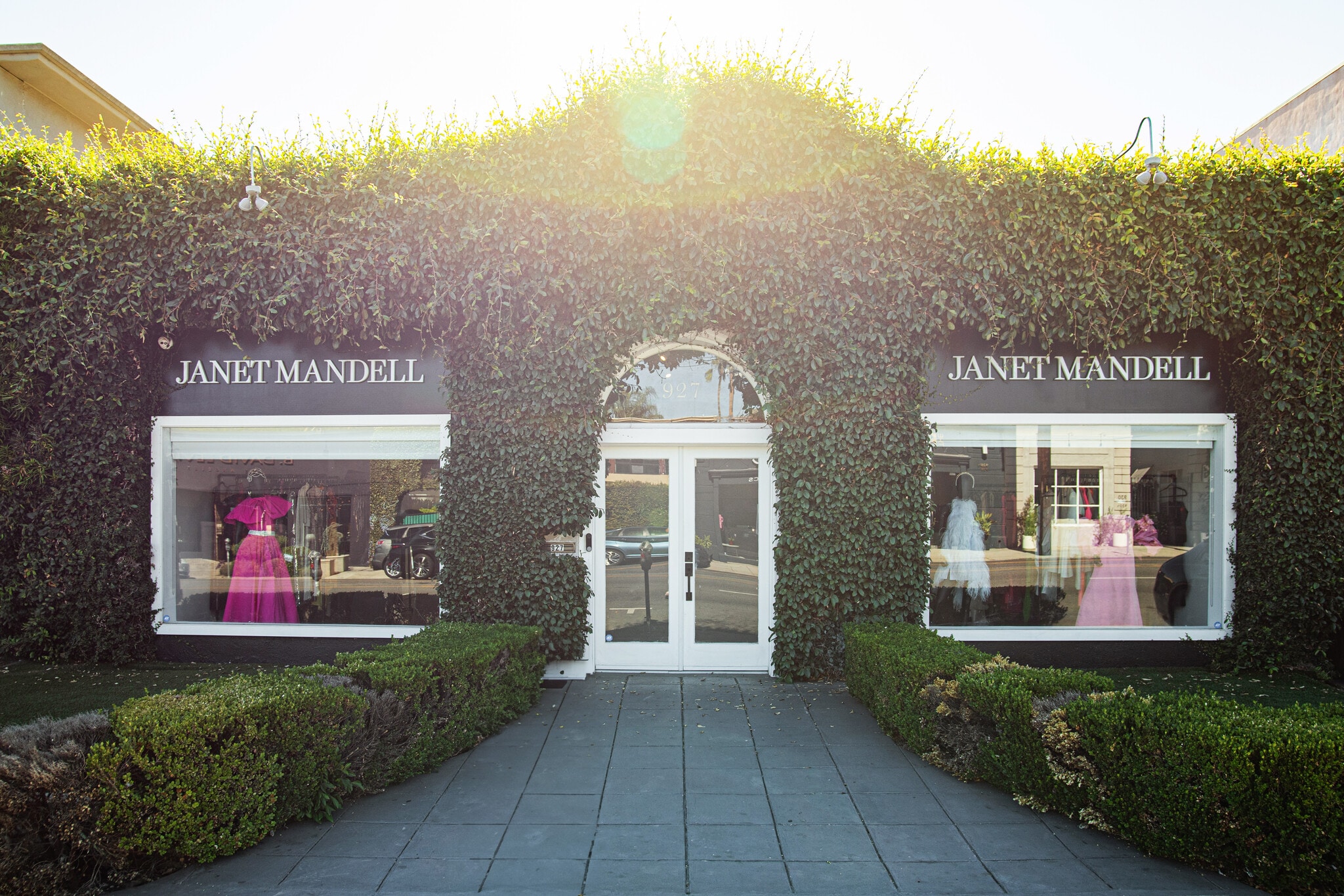 927 N La Cienega Blvd, Los Angeles, CA à louer Photo principale– Image 1 sur 12