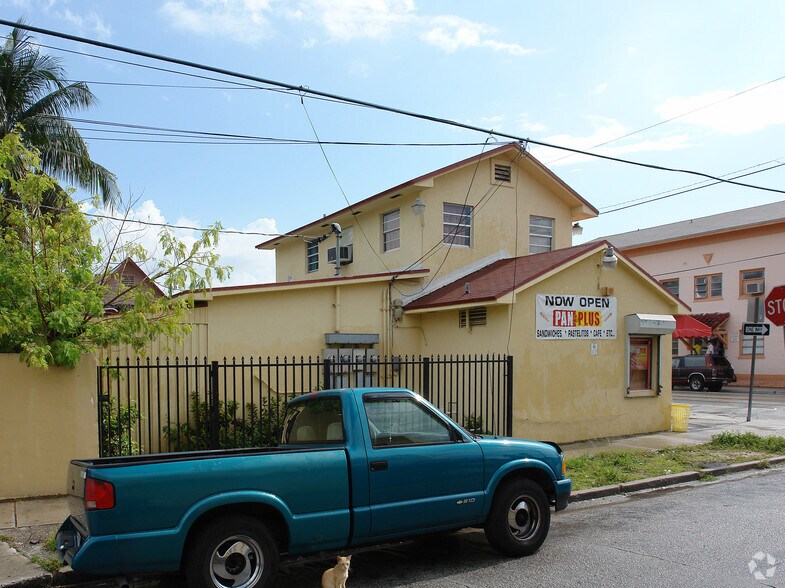 100 NW 8th Ave, Miami, FL à vendre - Photo de l’immeuble – Image 2 sur 3