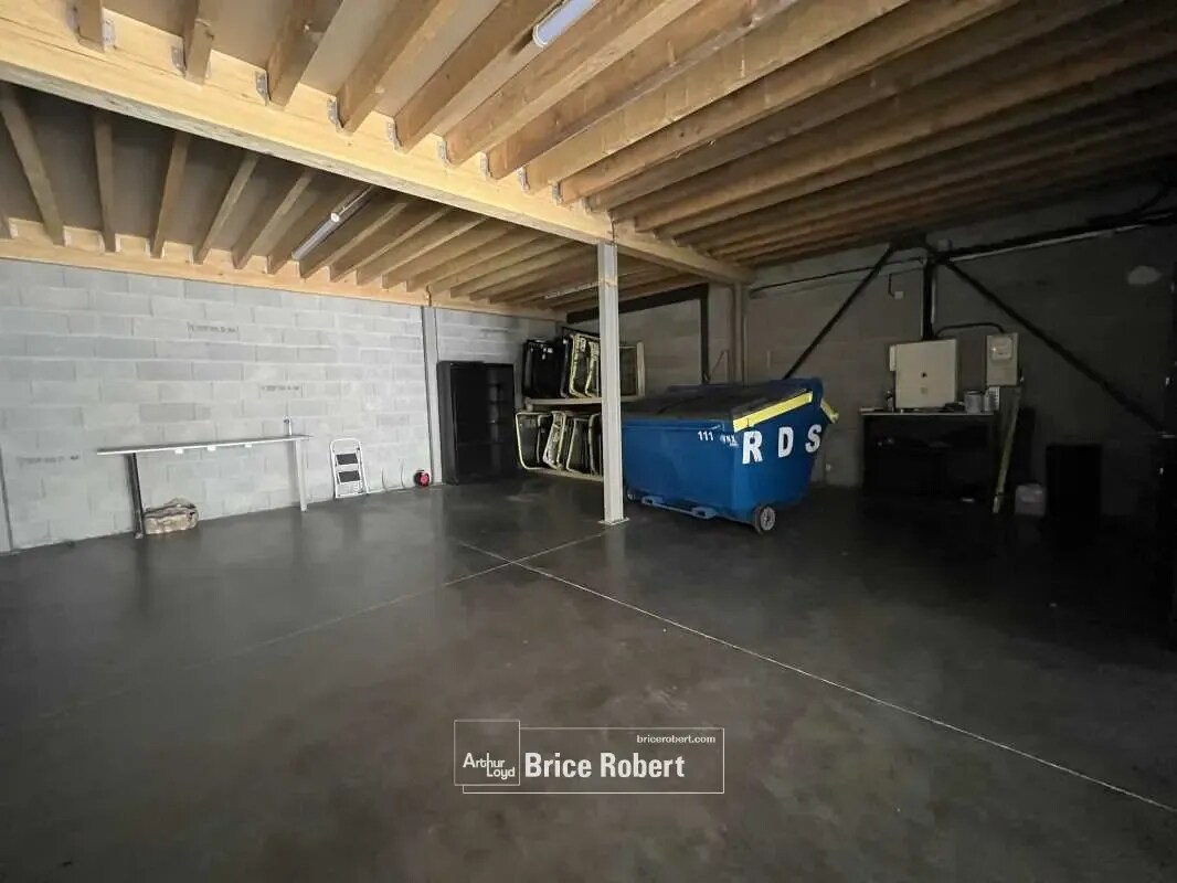 Bureau dans Vénissieux à louer Photo intérieure– Image 1 sur 4