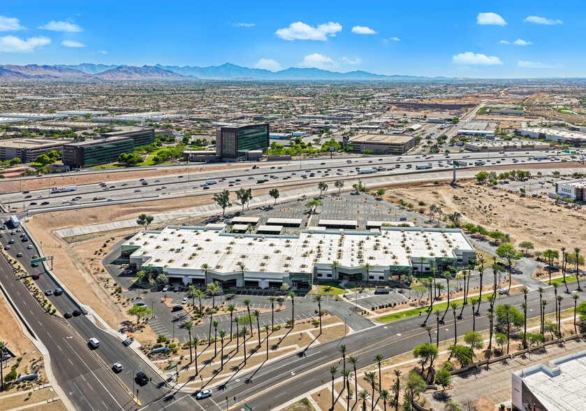 3255 E Elwood St, Phoenix, AZ à louer - Photo de l’immeuble – Image 3 sur 31