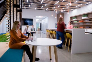 Plus de détails pour 101 Foundry Dr, West Lafayette, IN - Bureau à louer