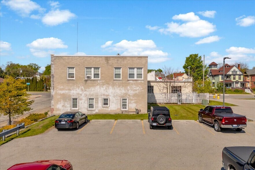 1522 Military St, Port Huron, MI à vendre - Photo de l’immeuble – Image 2 sur 37