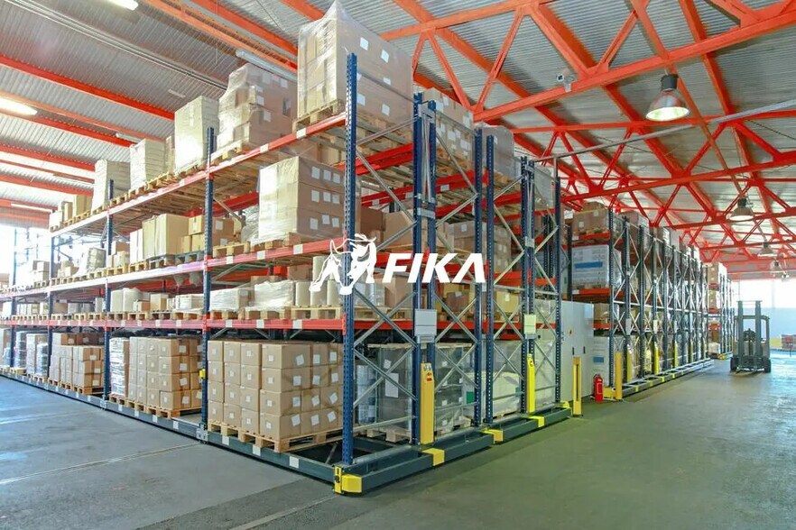 Local d'activités dans Castanet-Tolosan à vendre - Photo de l’immeuble – Image 2 sur 5