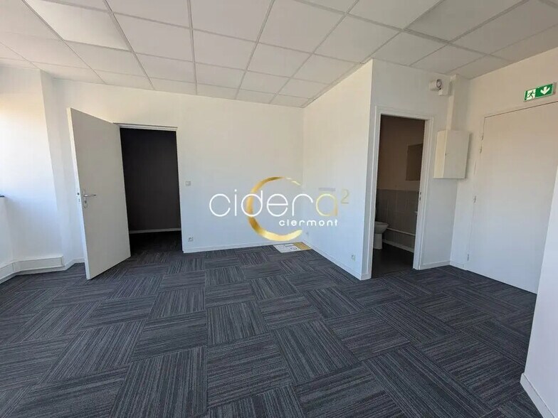 Bureau dans COURNON-D'AUVERGNE à louer - Photo de l’immeuble – Image 2 sur 4