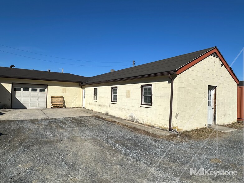 392 Five Locks Rd, Shoemakersville, PA à louer - Photo de l’immeuble – Image 3 sur 17