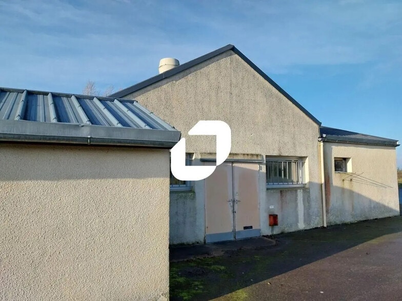 Local commercial dans Saint-Mars-du-Désert à vendre - Photo de l’immeuble – Image 2 sur 14