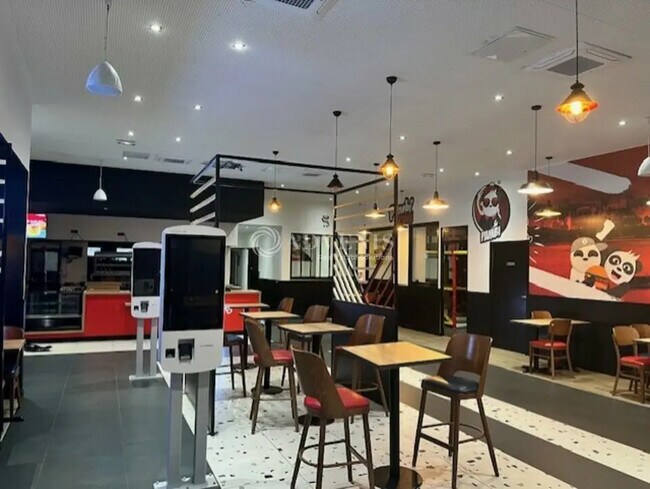 Plus de détails pour Local commercial à louer