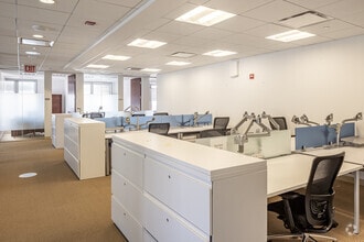 311 S Wacker Dr, Chicago, IL à louer Photo intérieure– Image 2 sur 2