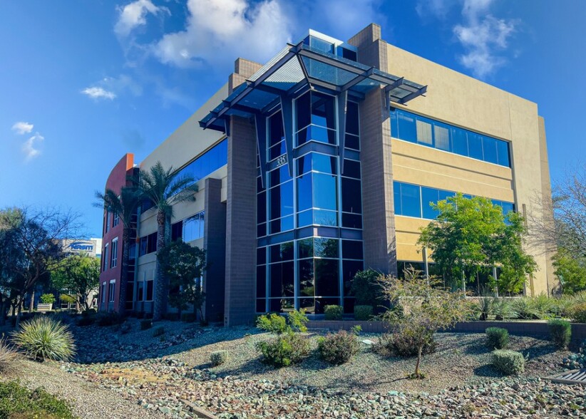 335 E Germann Rd, Gilbert, AZ à louer - Photo de l’immeuble – Image 2 sur 7