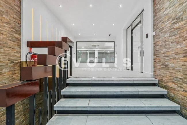 Plus de détails pour Bureau à vendre