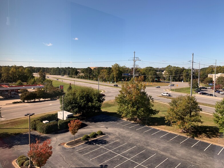 901 N Winstead Ave, Rocky Mount, NC à louer - Photo de l’immeuble – Image 3 sur 4