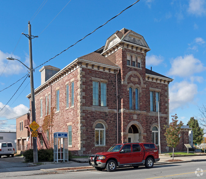 343 Merritt St, St Catharines, ON à louer - Photo principale – Image 1 sur 2