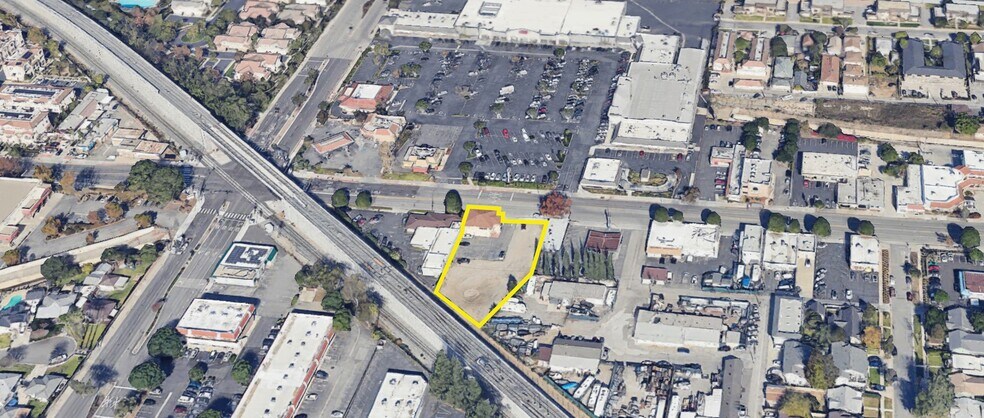 430-432 W Foothill Blvd, Glendora, CA à louer - Photo de l’immeuble – Image 1 sur 3