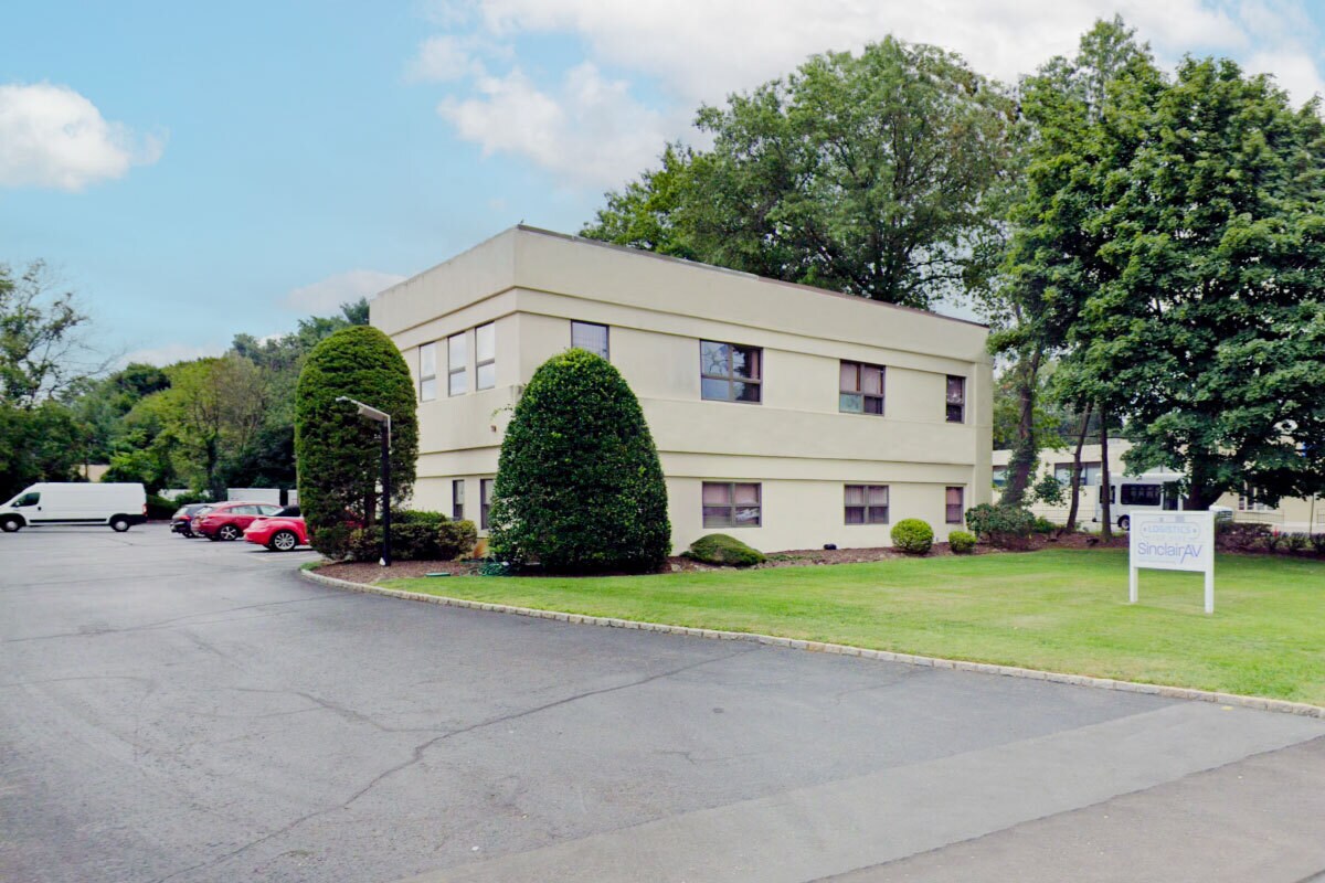 1167 Rt 22 E, Mountainside, NJ à vendre Photo de l’immeuble– Image 1 sur 11