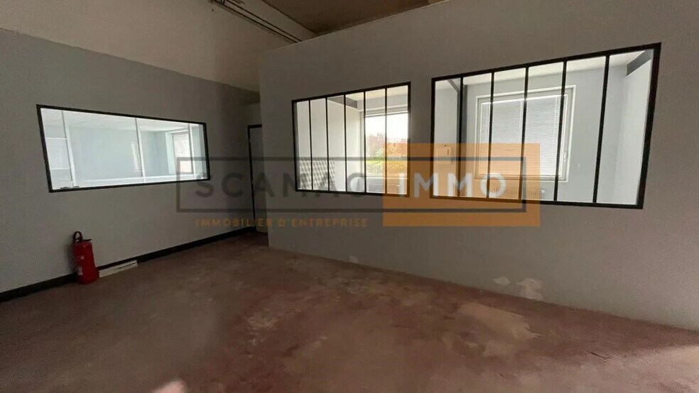 Industriel/Logistique dans Gennevilliers à louer - Photo de l’immeuble – Image 3 sur 5