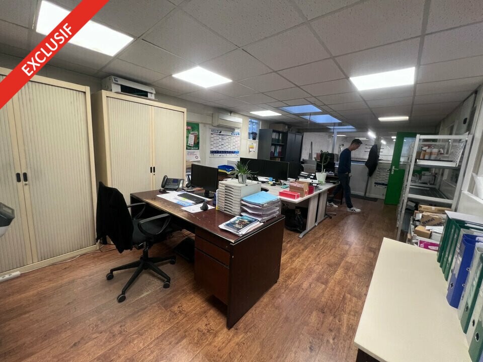 Local d'activités dans Ivry-sur-Seine à vendre Photo intérieure– Image 1 sur 6