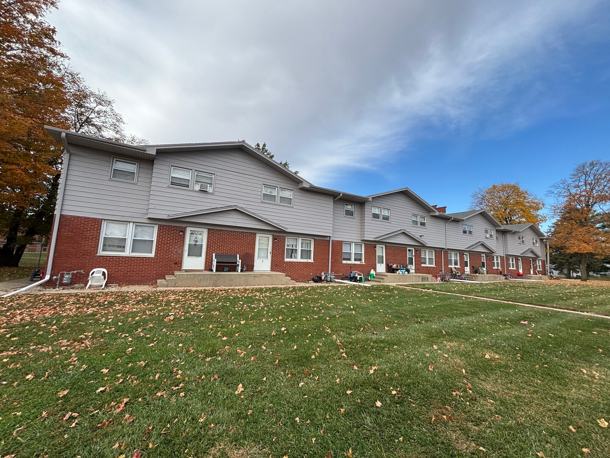 301 E Cleveland St, Ladd, IL à vendre Photo principale– Image 1 sur 2