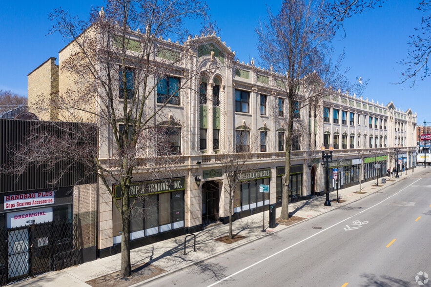4538-4558 N Clark St, Chicago, IL à louer - Photo de l’immeuble – Image 3 sur 4