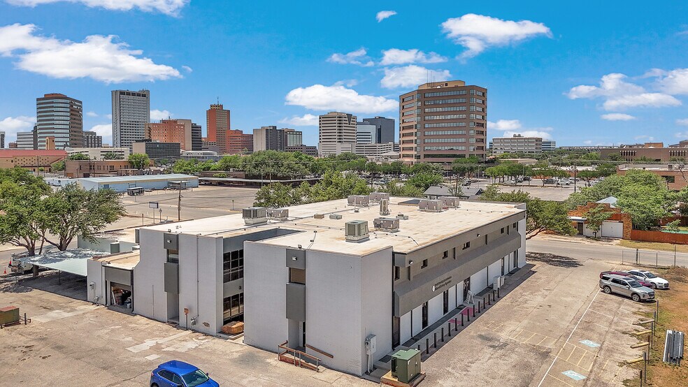 602 N Baird St, Midland, TX à louer - Photo de l’immeuble – Image 2 sur 17