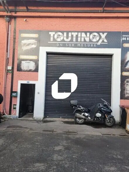 Local d'activités dans Noisy-le-Sec à vendre - Photo de l’immeuble – Image 1 sur 2