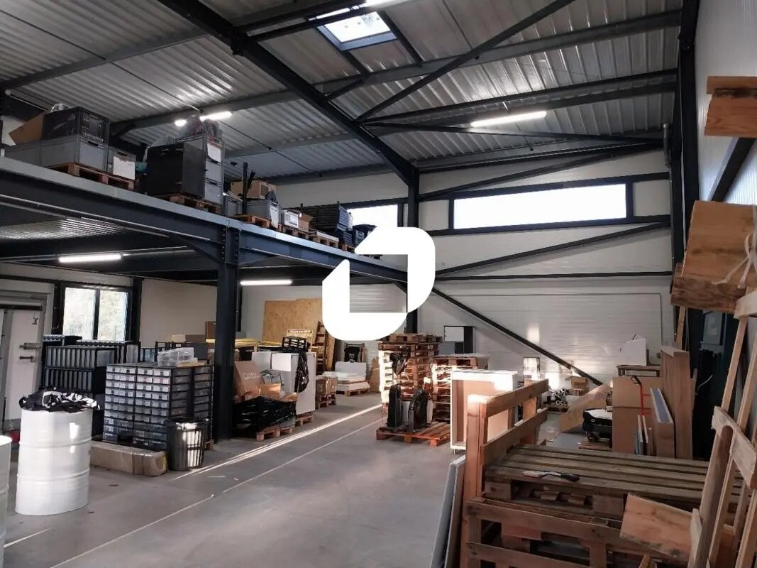 Local d’activités dans GRANDCHAMP-DES-FONTAINES à louer Photo intérieure– Image 1 sur 9