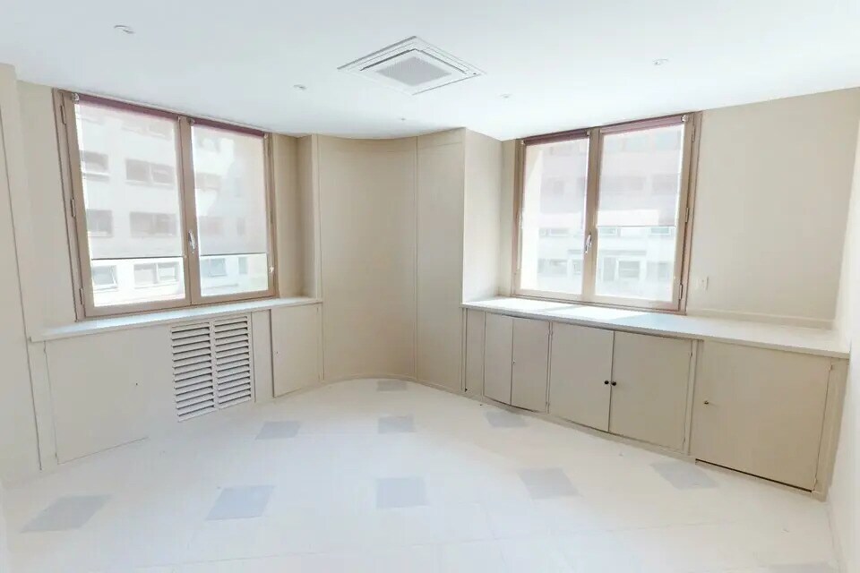 Bureau dans Nice à louer Photo de l’immeuble– Image 1 sur 7